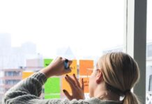 Bad Business Cards and 6 Other Challenges That Can Affect Home-Based Businesses